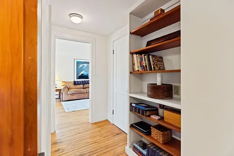 183 Mountain Road Falmouth ME 04105