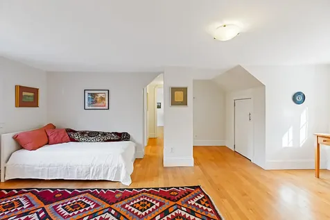 183 Mountain Road Falmouth ME 04105