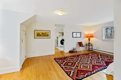 183 Mountain Road Falmouth ME 04105
