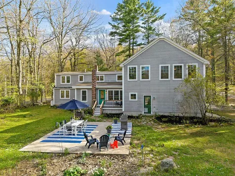 183 Mountain Road Falmouth ME 04105