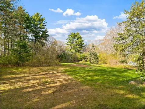 183 Mountain Road Falmouth ME 04105