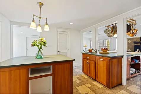 183 Mountain Road Falmouth ME 04105