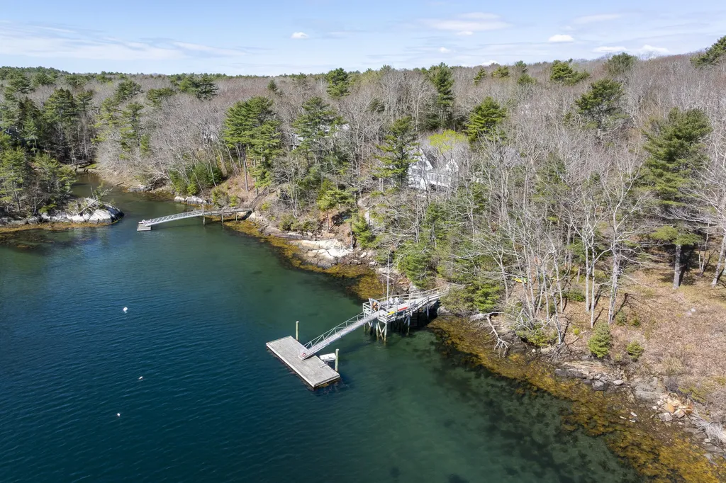 127 Firth Drive Boothbay ME 04537
