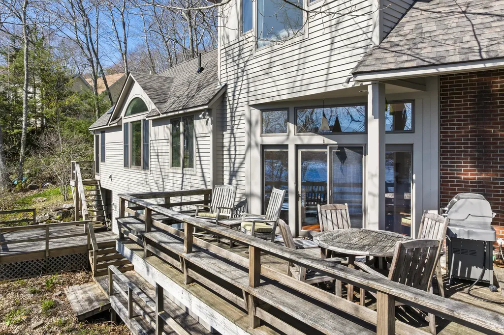127 Firth Drive Boothbay ME 04537