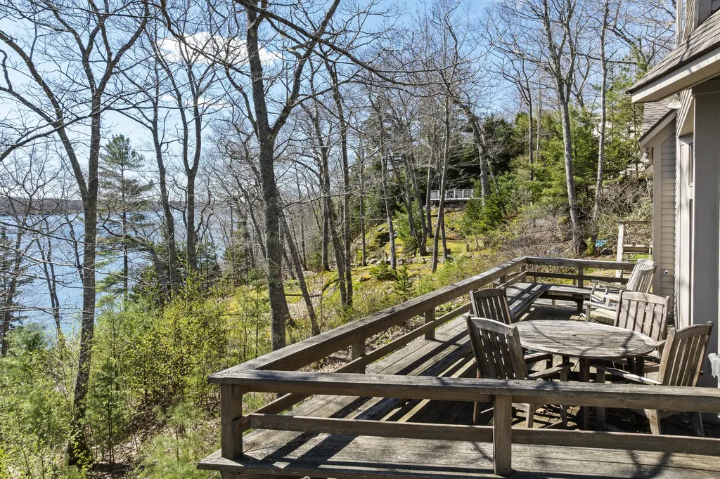 127 Firth Drive Boothbay ME 04537