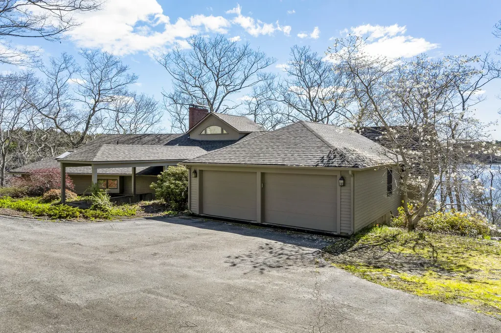 127 Firth Drive Boothbay ME 04537