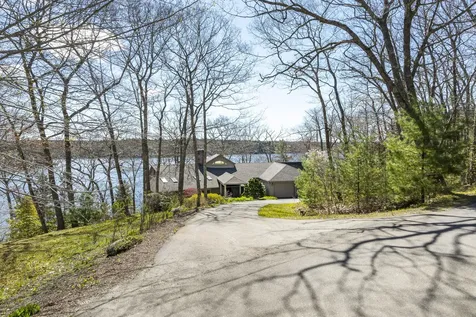 127 Firth Drive Boothbay ME 04537