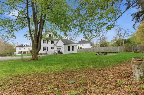 145 Dresden Avenue Gardiner ME 04345