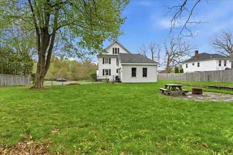 145 Dresden Avenue Gardiner ME 04345