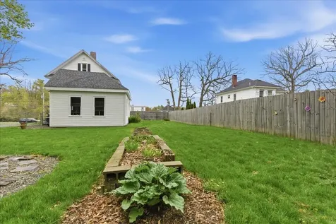 145 Dresden Avenue Gardiner ME 04345