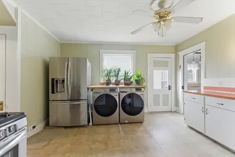 145 Dresden Avenue Gardiner ME 04345