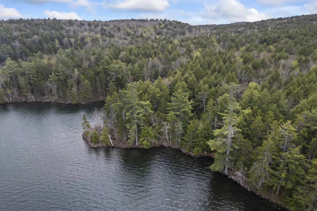 Lot 15b Lake Access Only Southend Liberty ME 04949