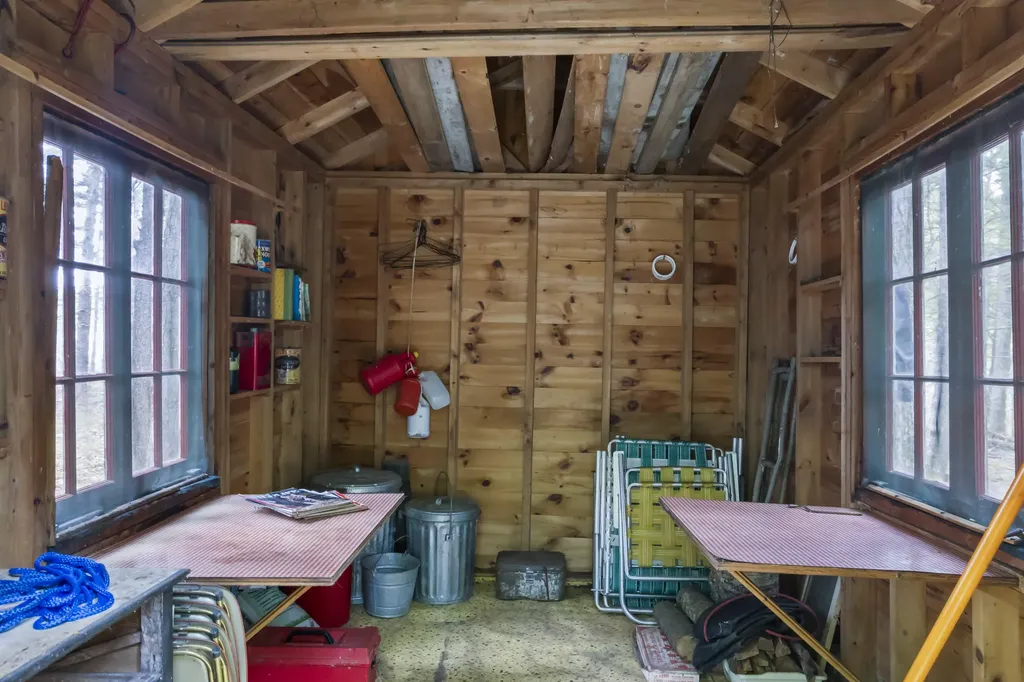 Lot 15b Lake Access Only Southend Liberty ME 04949