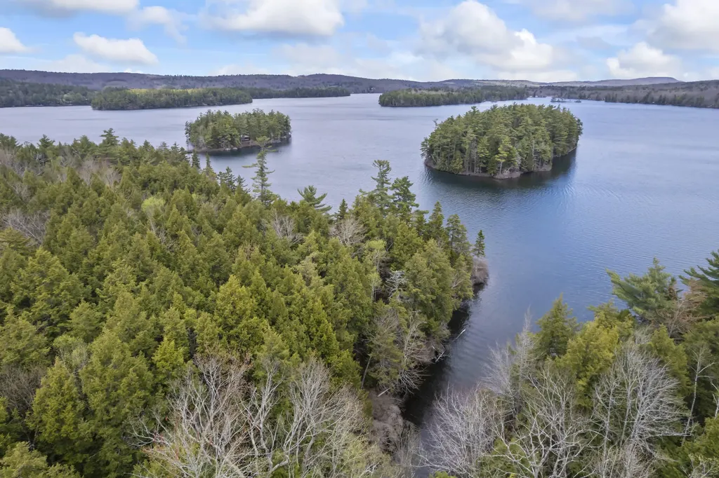 Lot 15b Lake Access Only Southend Liberty ME 04949