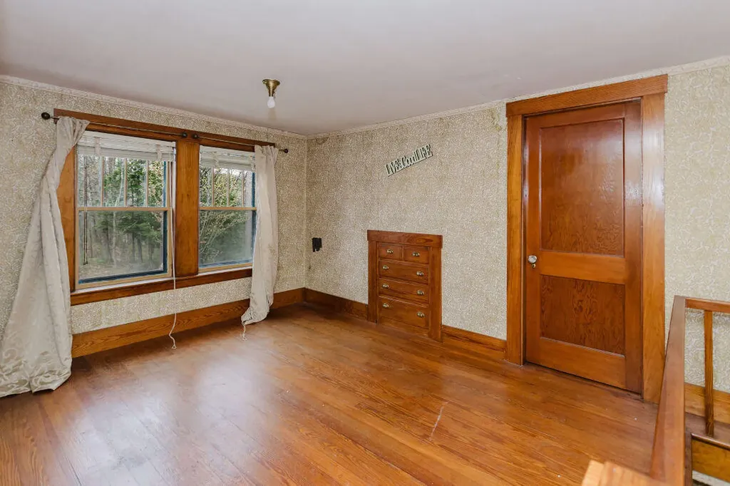 22 Lyons Lane Dixfield ME 04224