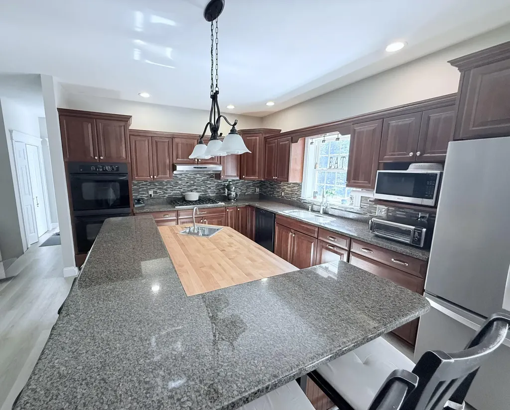 134 Pine Ledge Road Bangor ME 04401