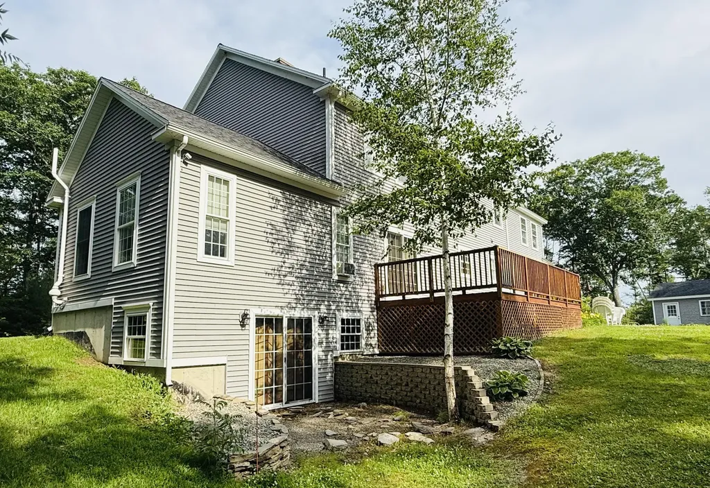 134 Pine Ledge Road Bangor ME 04401