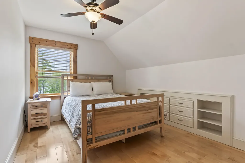 14 Riley Road Naples ME 04055