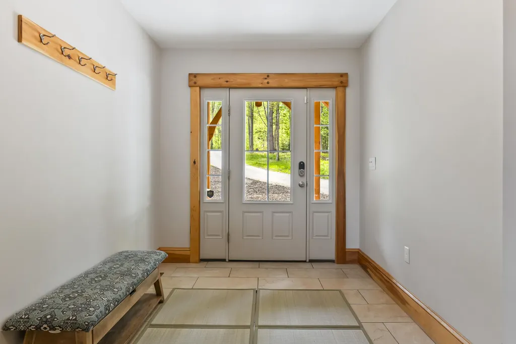 14 Riley Road Naples ME 04055