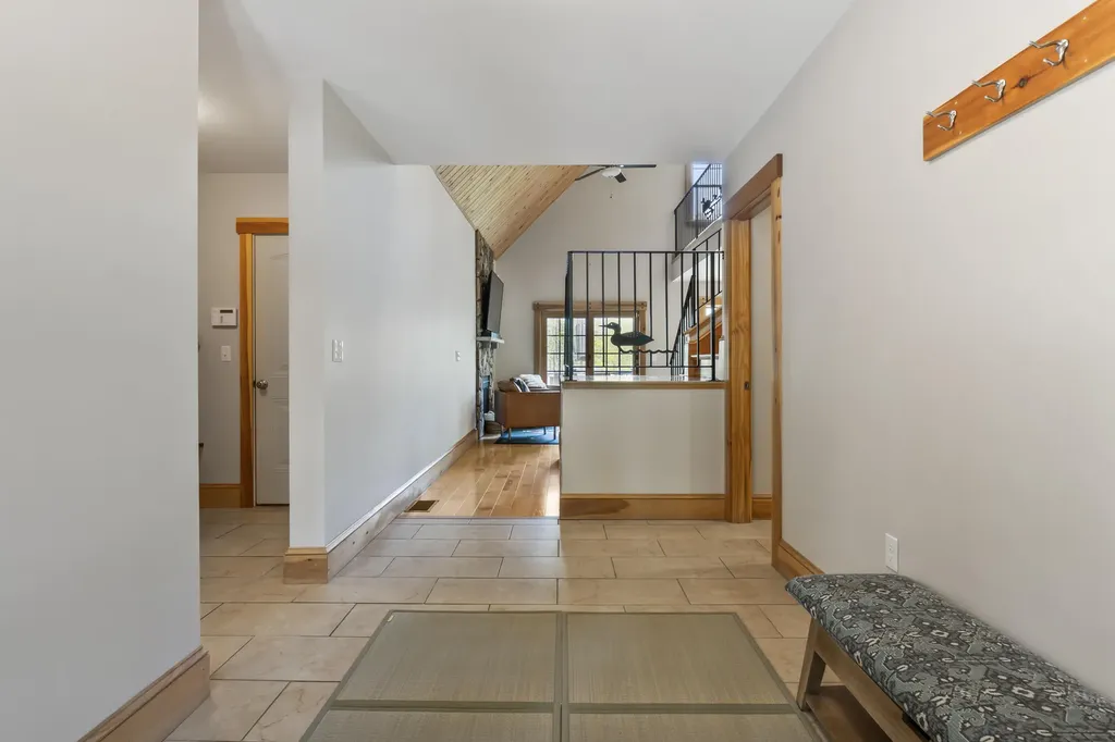 14 Riley Road Naples ME 04055