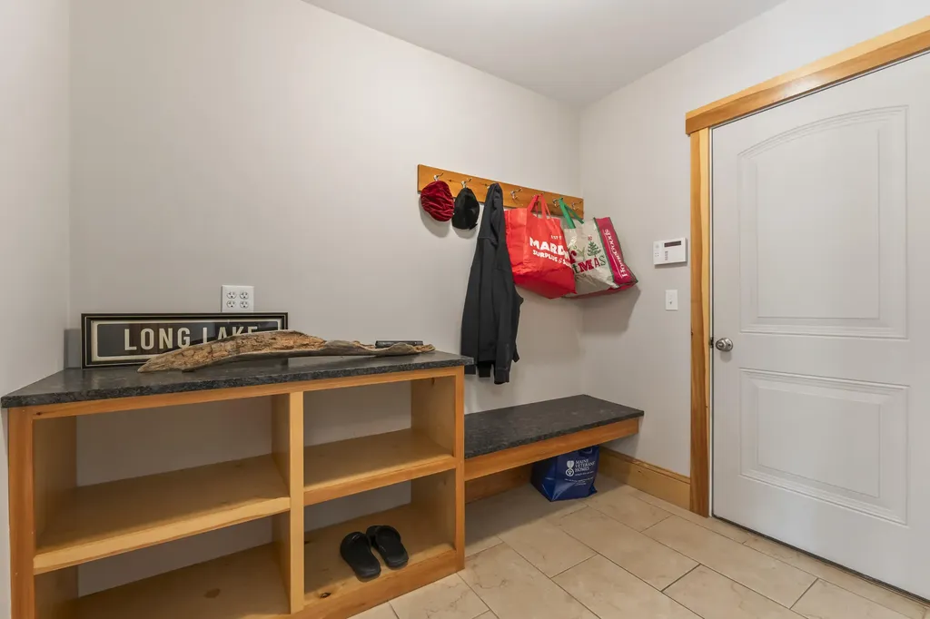 14 Riley Road Naples ME 04055