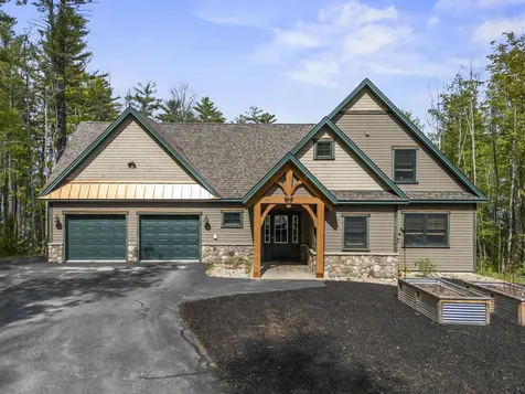 14 Riley Road Naples ME 04055