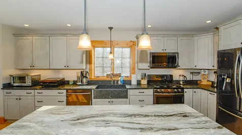 14 Riley Road Naples ME 04055