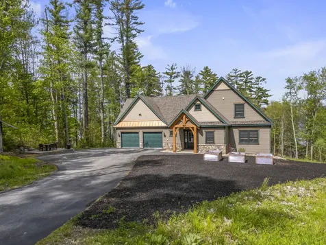 14 Riley Road Naples ME 04055