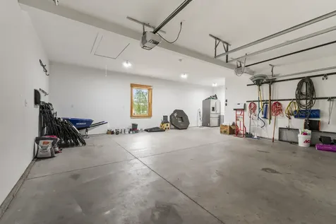 14 Riley Road Naples ME 04055