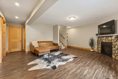 14 Riley Road Naples ME 04055