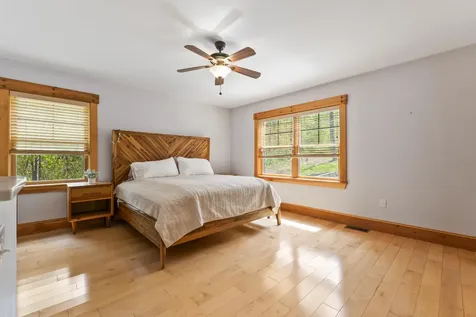 14 Riley Road Naples ME 04055