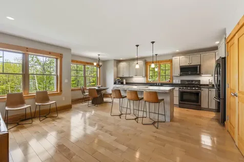 14 Riley Road Naples ME 04055