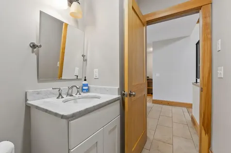 14 Riley Road Naples ME 04055