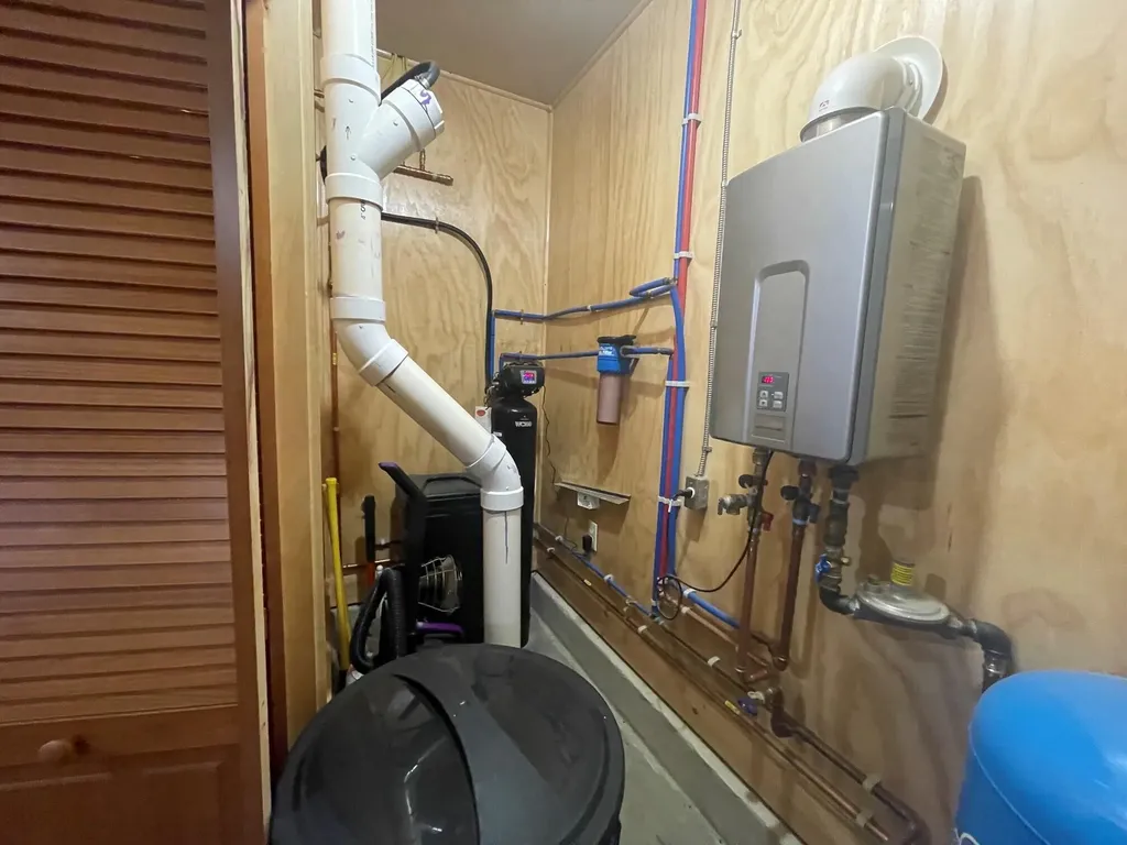 319 Dexter Road Saint Albans ME 04971