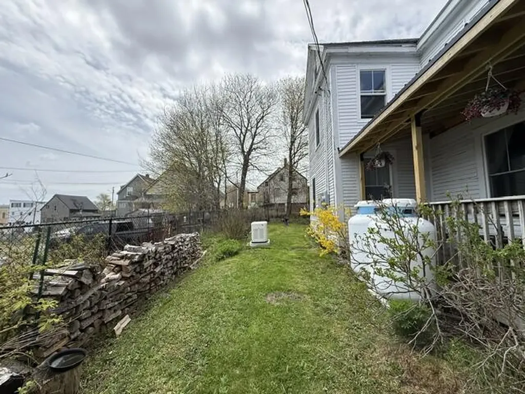 28 Washington Street Eastport ME 04631
