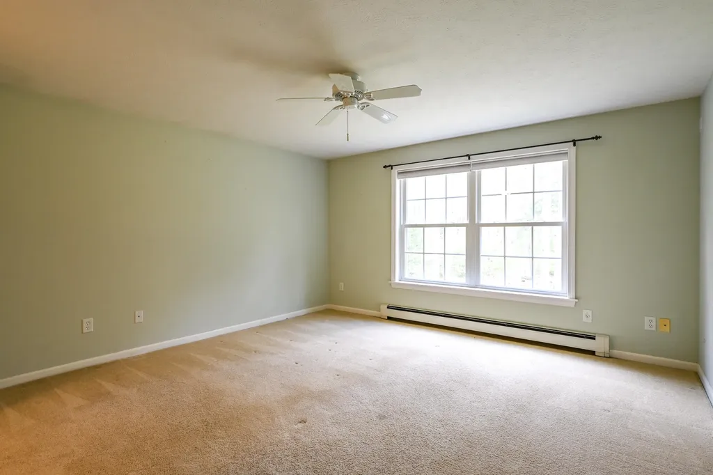 66 Stratford Place Kennebunk ME 04043