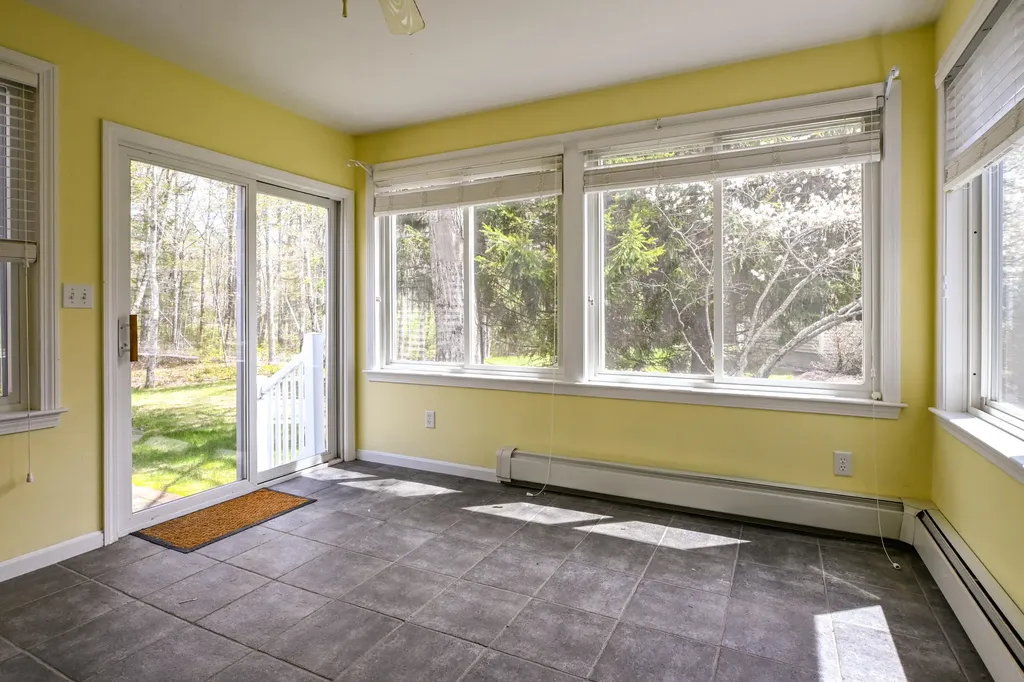 66 Stratford Place Kennebunk ME 04043