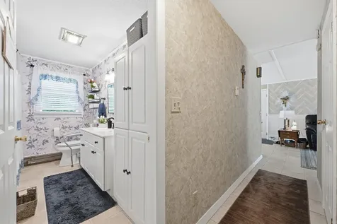 18 Burke Street Farmingdale ME 04344