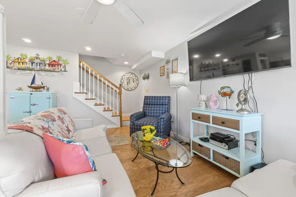 143 Beach Avenue Kennebunk ME 04043