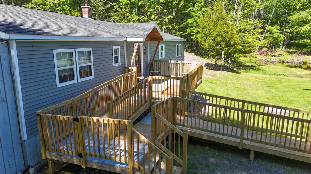 21 Mallard Lane Augusta ME 04330