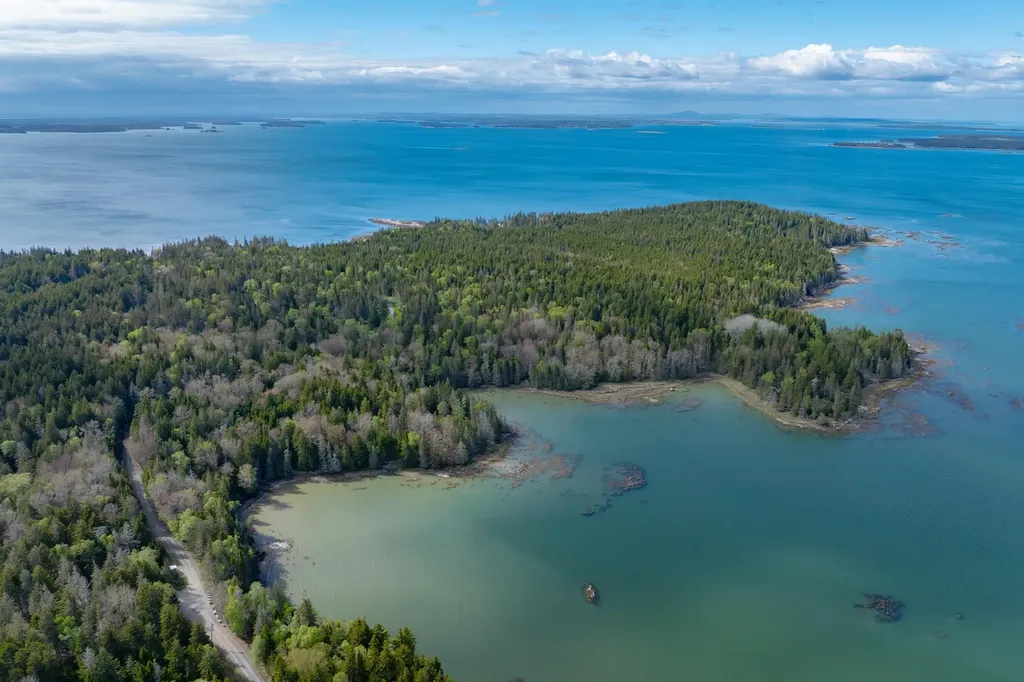 0 Jericho Bay Road Swans Island ME 04685