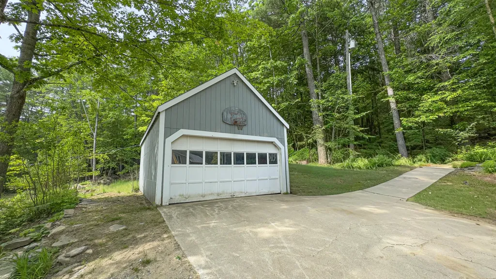 674 Elm Hill Road Paris ME 04281
