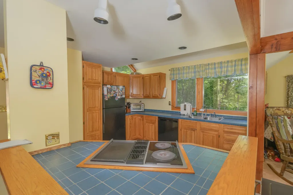 674 Elm Hill Road Paris ME 04281