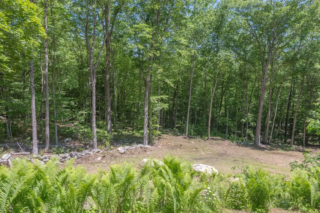 674 Elm Hill Road Paris ME 04281