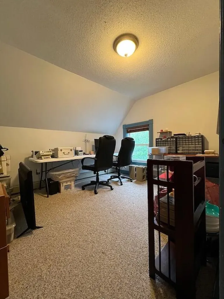 32 Pleasant Street Houlton ME 04730