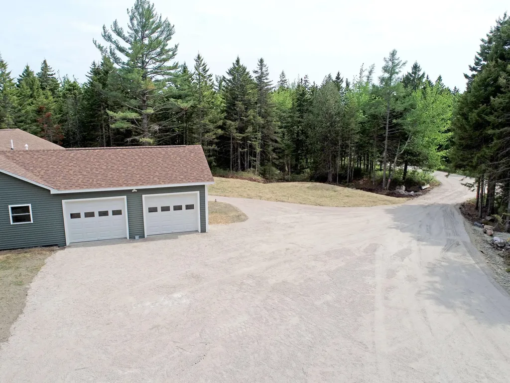 29 Alder Lane Tremont ME 04612