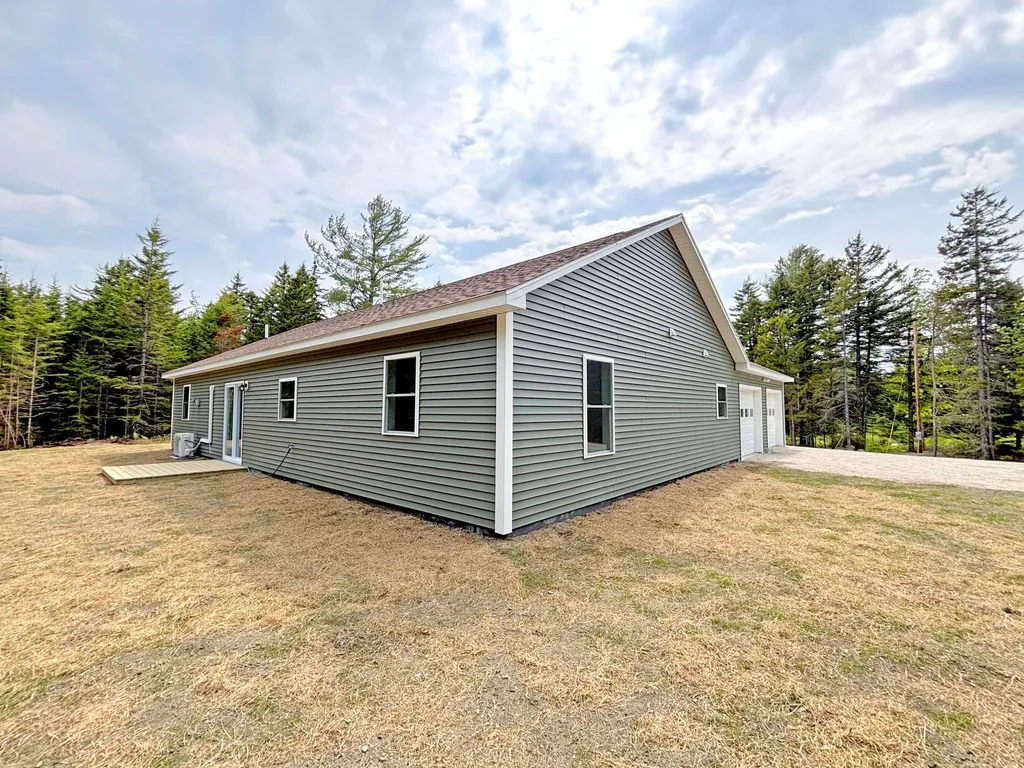 29 Alder Lane Tremont ME 04612