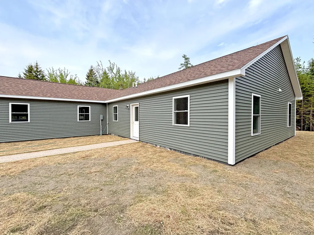 29 Alder Lane Tremont ME 04612