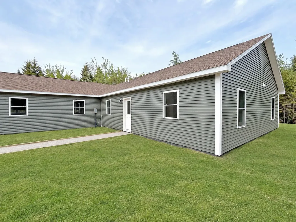 29 Alder Lane Tremont ME 04612