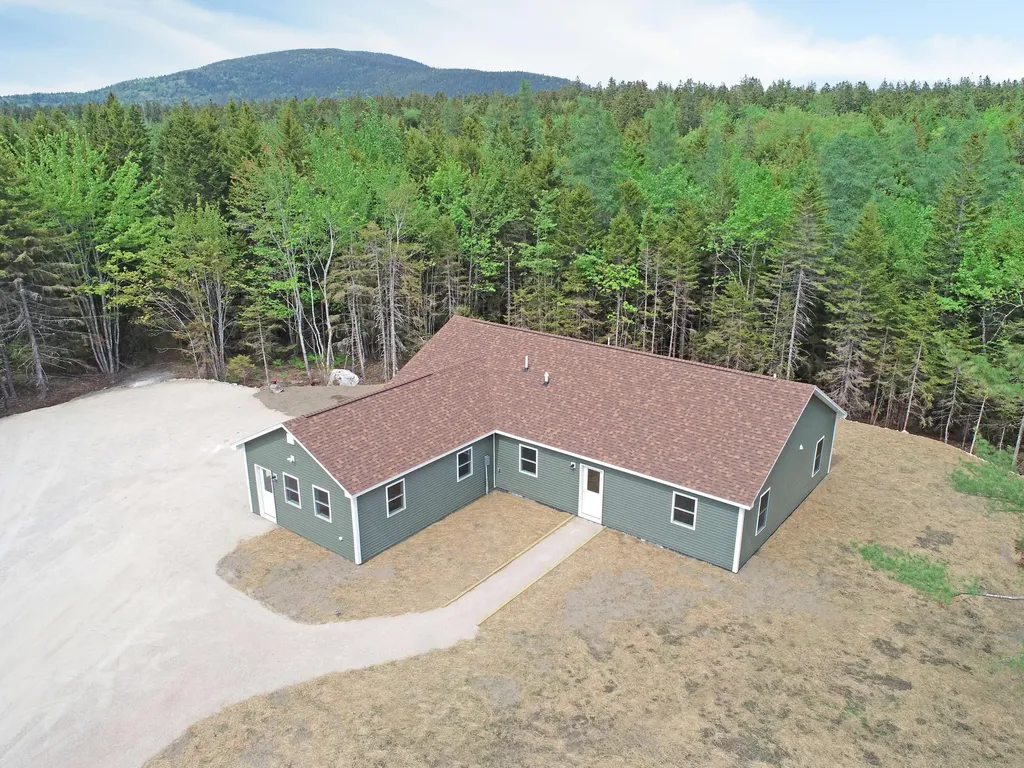 29 Alder Lane Tremont ME 04612